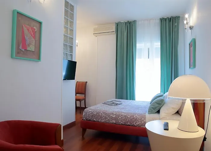 L.t. Savoia Palace & Cavour C.l. Guest house